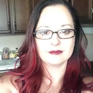 Meet your Posher, Deedra